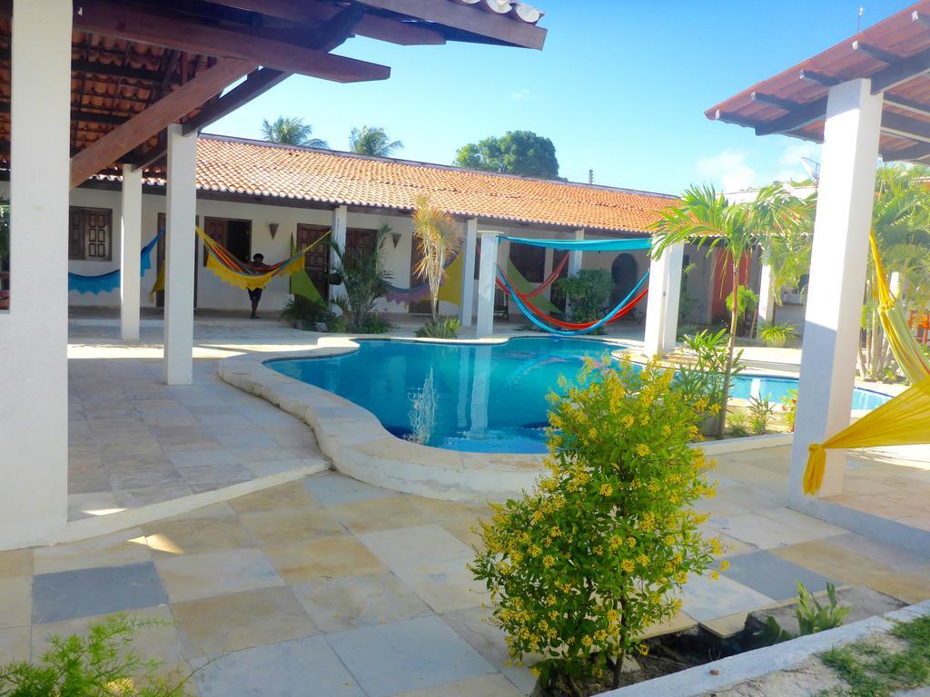 Pousada California Tia Lia Паракуру Екстериор снимка